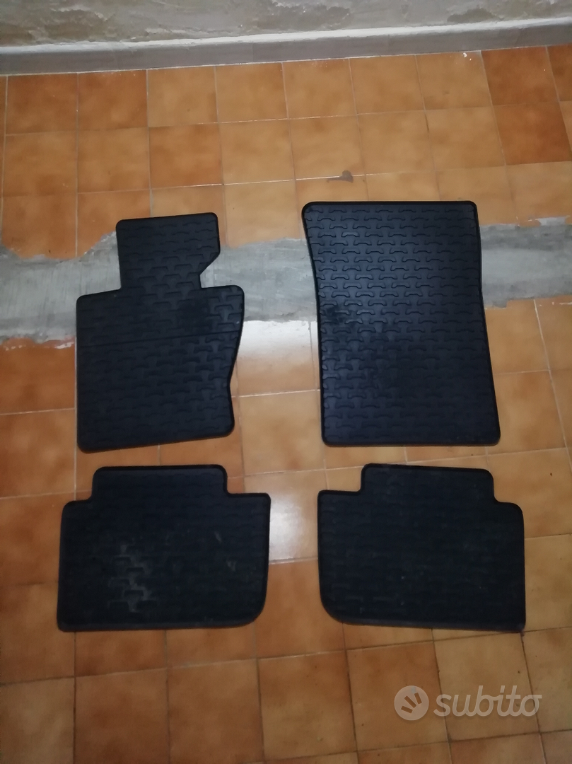 Tappetini Posteriori in gomma BMW originali ALL SEASON SERIE 3 F30/31