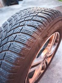 4 gomme invernali Bridgestone