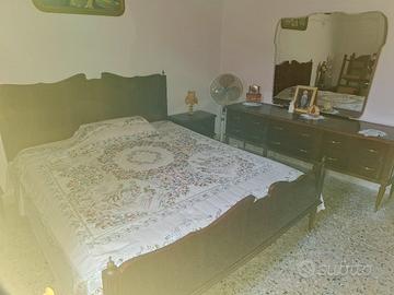 Camera da letto completa