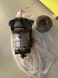 Cambio automatico e collettori scarico