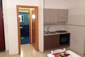 Appartamento ammobiliato piano terra