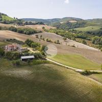 CASA INDIPENDENTE A ISOLA DEL PIANO