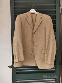 abito da uomo e camicia in puro lino