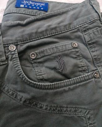 pantaloni 