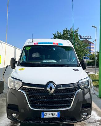 Pulmino 9 posti FLEXFLOOR (disabili - VIP - NCC)