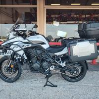 BENELLI TRK 502 X