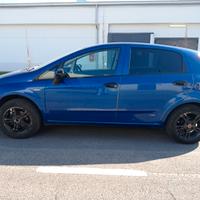 Macchina perfettamente funzionante cc. 1.8 Benzina