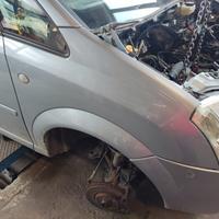 Parafango sinistro OPEL MERIVA del 2004