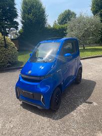 Auto elettrica per anziani senza patenete