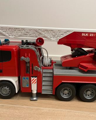 Camion pompieri Bruder
