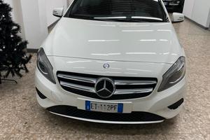 MERCEDES Classe A180 d Sport NEOPATENTATI Garanzia