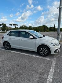 Volkwagen polo life 2023
