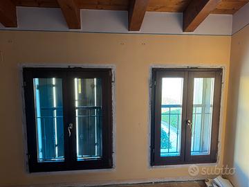 Infissi in legno + ringhiera