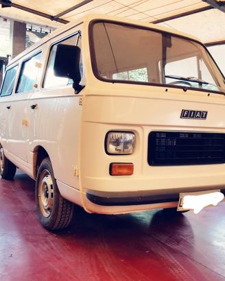 Pulmino Fiat 900 Panorama 