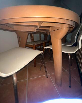 Tavolo in plastica grande