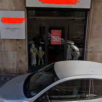 Negozio in Via Metauro