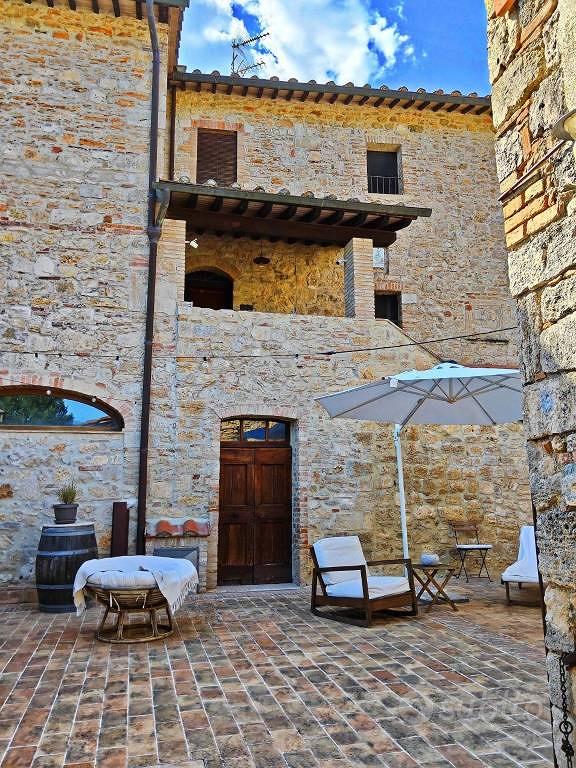 Rustico / Casale di 220 m² con 5 locali a Monterig - Vista 4