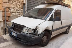 Buongiorno vrndo furgoncino chiuso