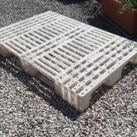 bancali in plastica