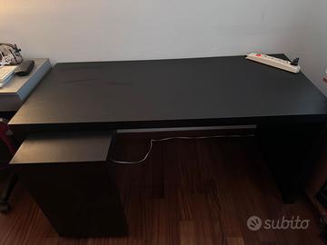 Scrivania studio ikea