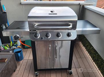 Barbeque Char-Broil a gas 5 fuochi