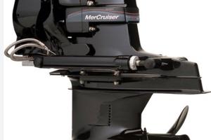 Piede merceuiser e volvo