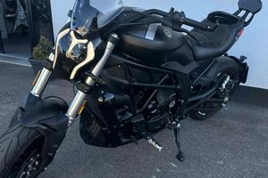 Benelli 502 C 2022 O 502C 2019