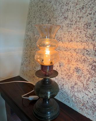 Lampada da tavolo vintage in vetro e metallo