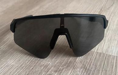 Oakley Sutro Lite