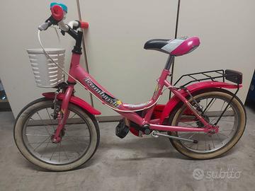Bicicletta per bambina marca Lombarda