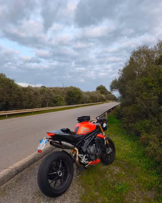 Speed Triple 1200 rs