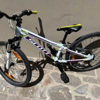 MTB 24 Pari al Nuovo Scott