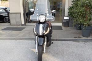 PIAGGIO Beverly 300 i.e. Anno