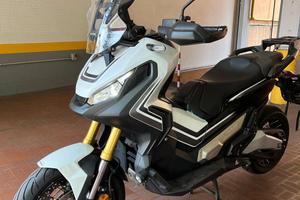 Honda X-ADV 750 2018