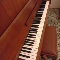 pianoforte a muro "Wagner"
