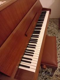 pianoforte a muro "Wagner"