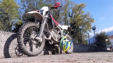 Husqvarna WR 125 - 2009