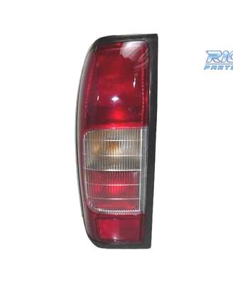 FANALINO POSTERIORE SINISTRO PER NISSAN NAVARA PIC