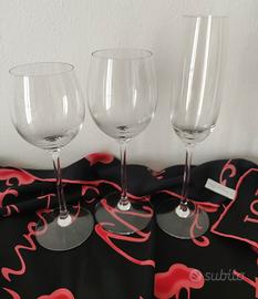 Calici e flûte in cristallo