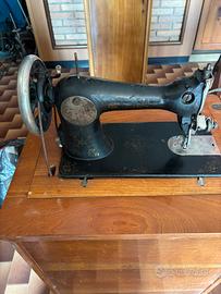 Macchina da cucire Singer