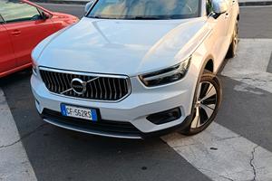 Volvo XC 40 Recharge Plug in Hybrid T5