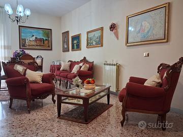 Poltrone divano e tavolino