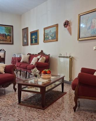 Poltrone divano e tavolino