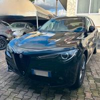 Alfa stelvio 2.2d q4 blakedition taglandi_permutee