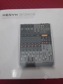 Mixer Behringer QH1204USB