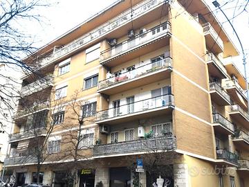 MONTEVERDE - Locale commerciale