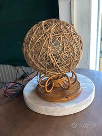 Lampada da tavolo