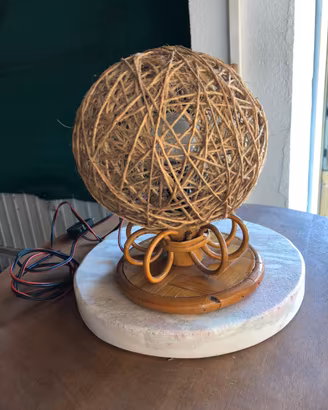 Lampada da tavolo