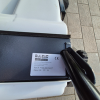 Spazzatrice a spinta marca Dulevo