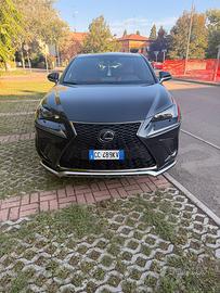 Lexus NX 300h F-sport 4WD + cerchi e gomme in più
